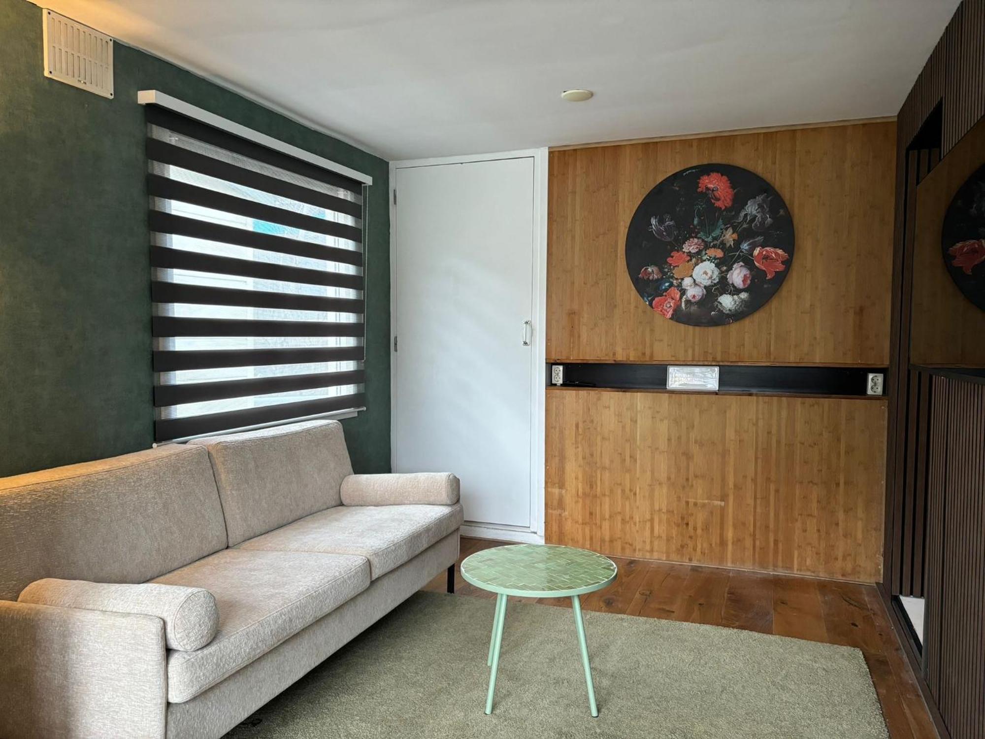 Luxury Studio On Robs Houseboat Special For Couples Амстердам Екстериор снимка