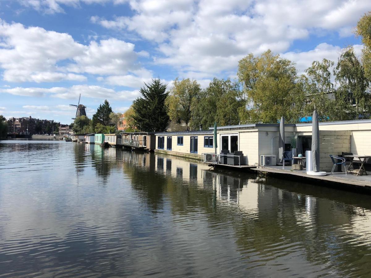 Luxury Studio On Robs Houseboat Special For Couples Амстердам Екстериор снимка